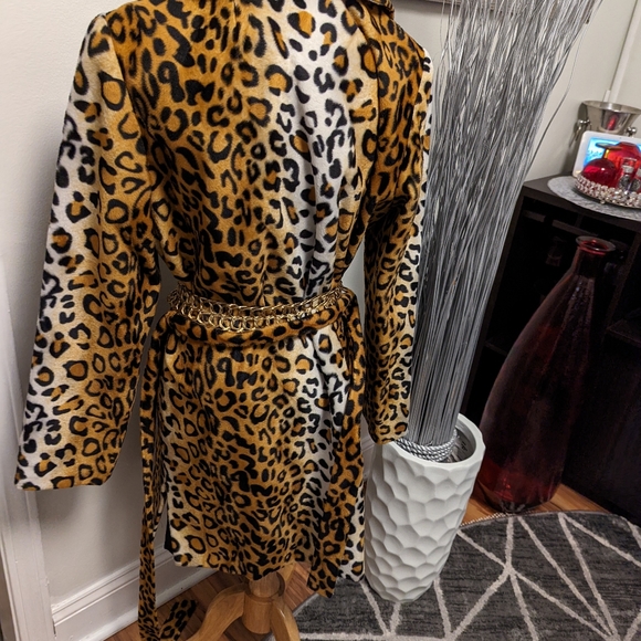 Sarah Campbell leopard jacket - Picture 4 of 8